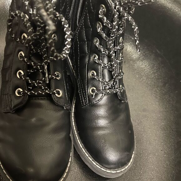 STEVE MADDEN  Combat Boots  Side Zip Laces sz 2 - Picture 5 of 10